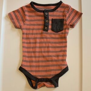 🍓3/$10 Rene Rofe Coral and Charcoal Striped Baby Onesie